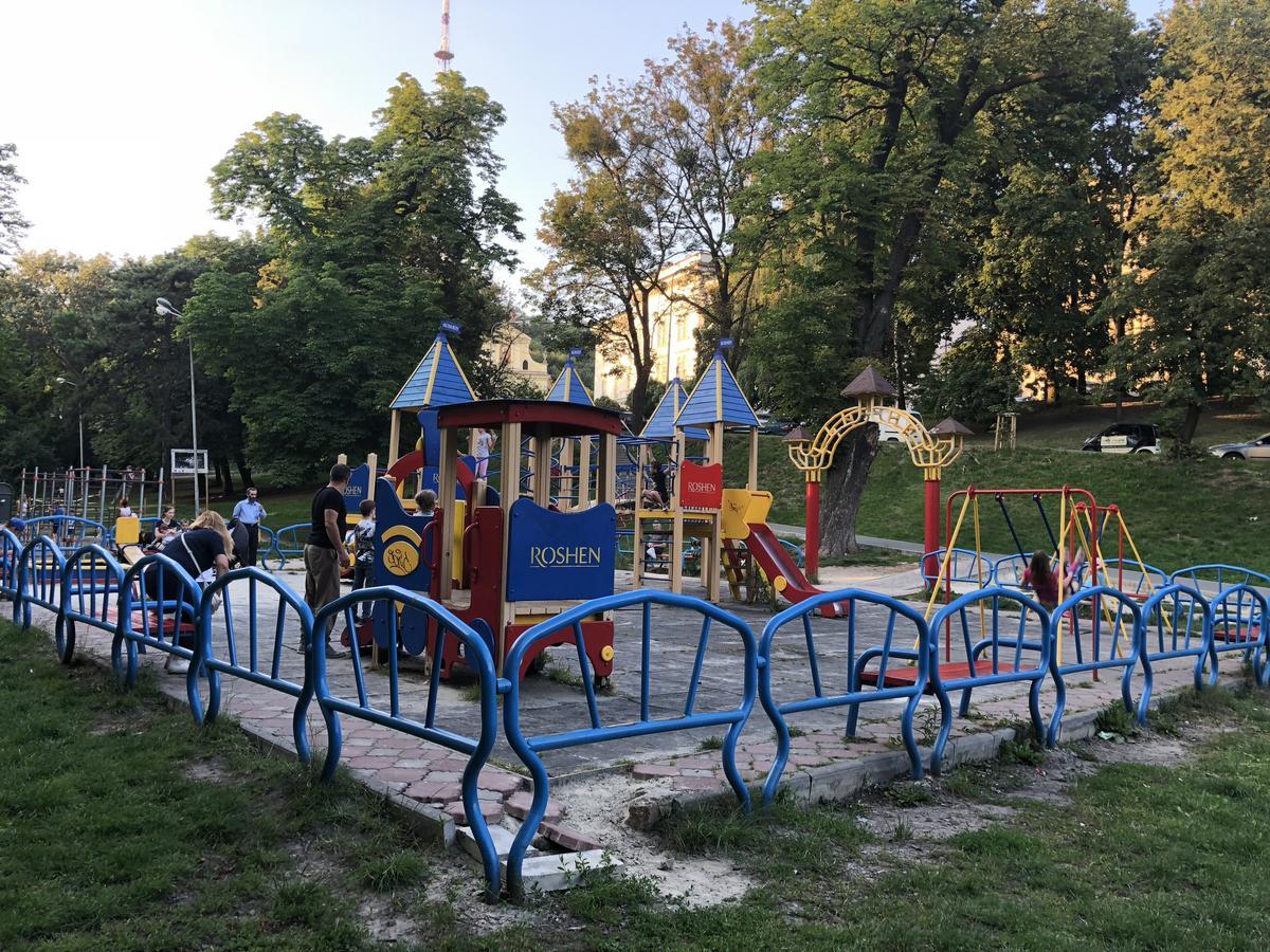 לבוב Apartment On Lesi Ukrainky מראה חיצוני תמונה